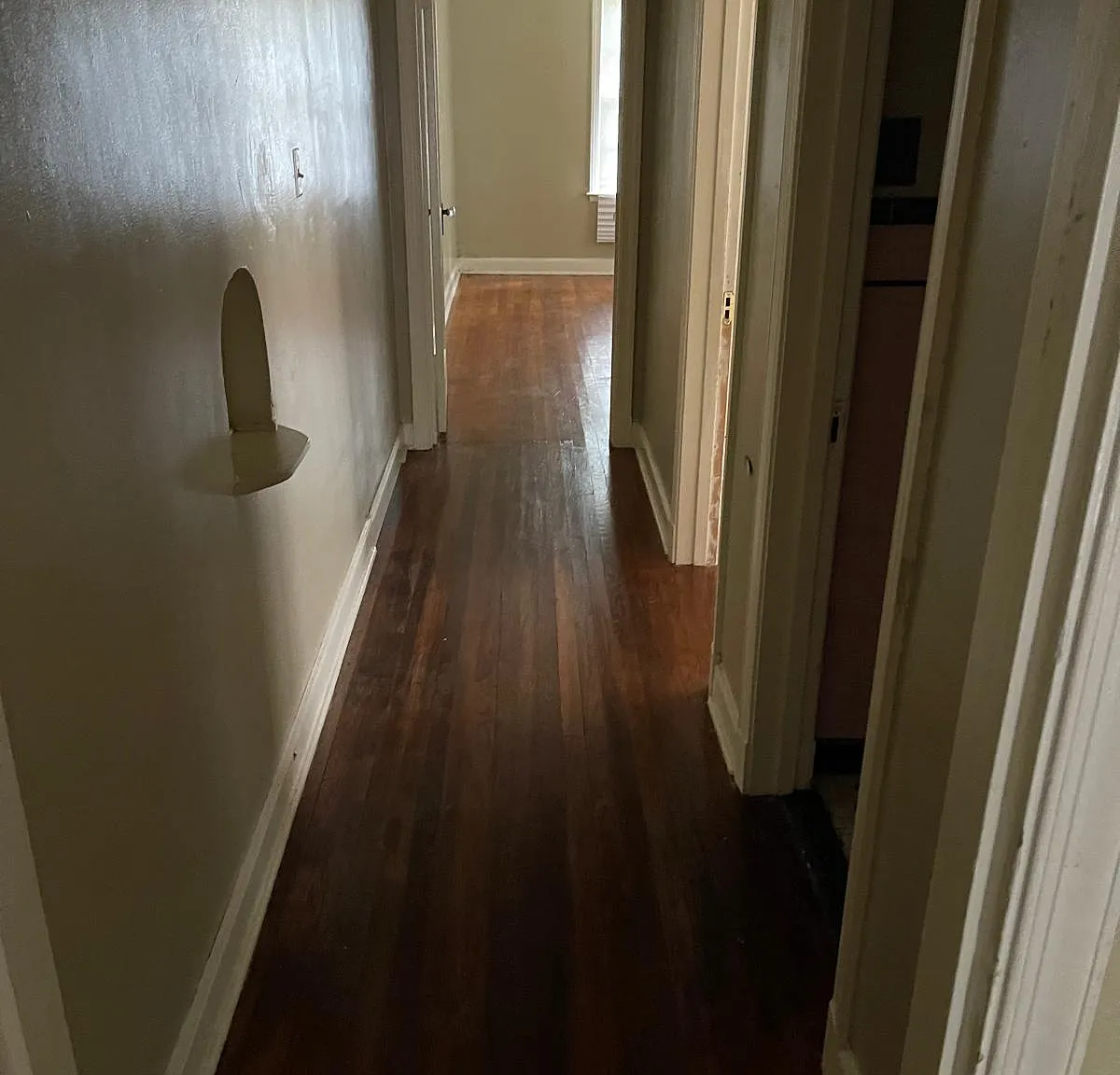 2 bed, 1200 sqft, $790 — Photo 2
