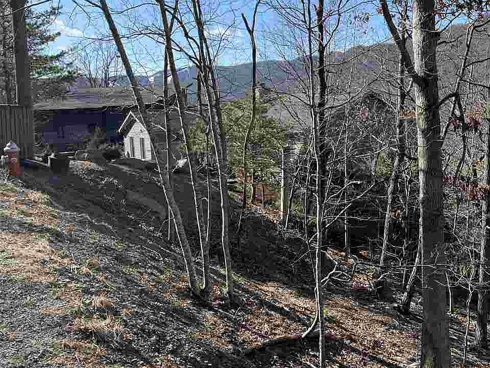 2nd image of 4963 Nicklaus Ln #104