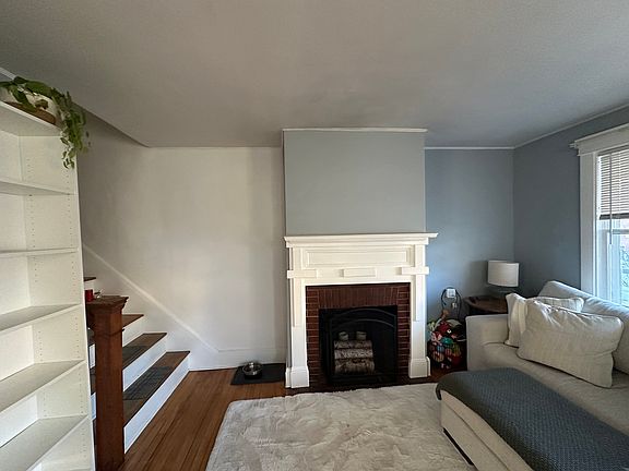 5th image of 11 Colonial Rd