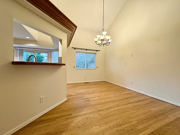 5413 Plumstead Dr — Photo 6