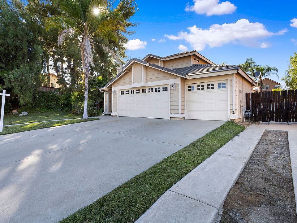 1st image of 39975 Buffy Way