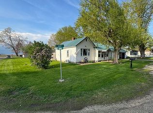 606 W Marcy St, Atlanta, IL 61723