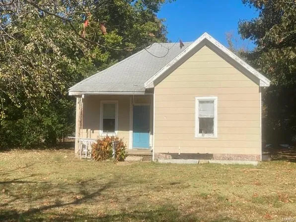 610 W Howard St, Malden, MO 63863