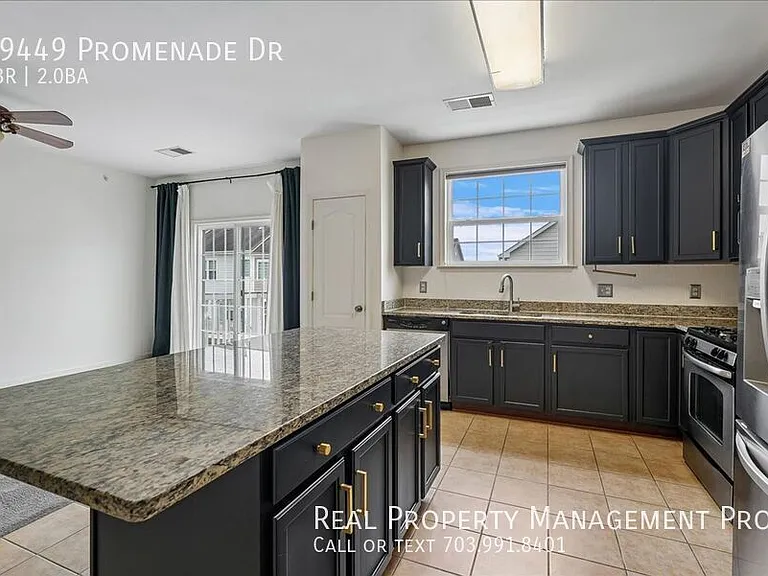 19449 Promenade Dr — Photo 4