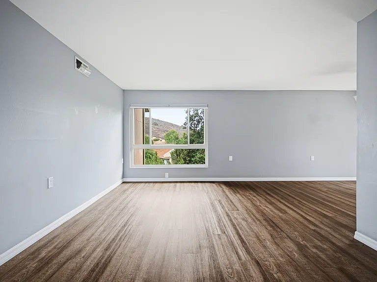 286 Oakleaf Dr #37 — Photo 4