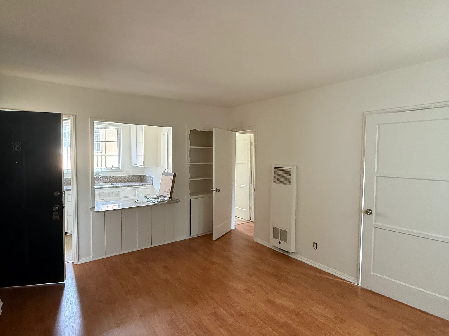 Studio, $1,645 — Photo 3