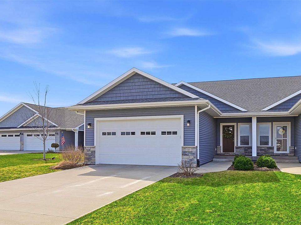 1st image of 111 Ridgeway Dr