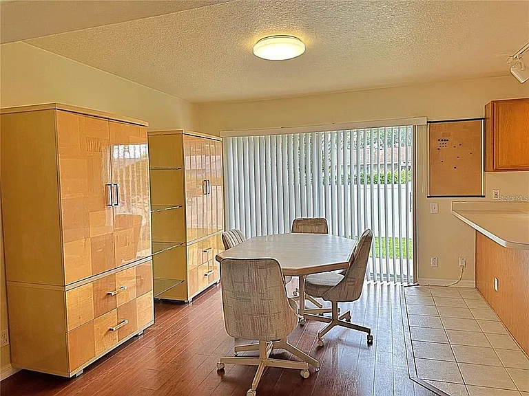 13129 Thoroughbred Loop — Photo 3
