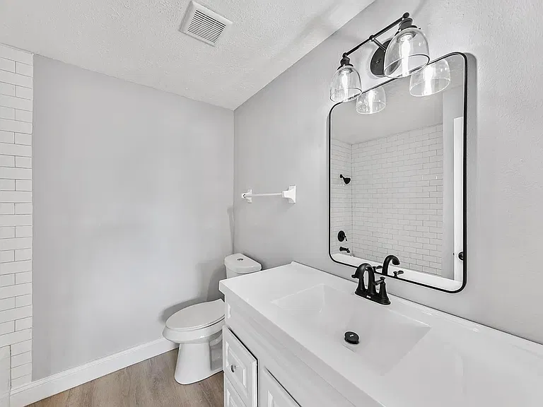 5374 Skyline Pl — Photo 10