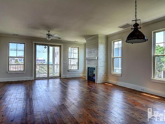3rd image of 313 S 4th Avenue #A