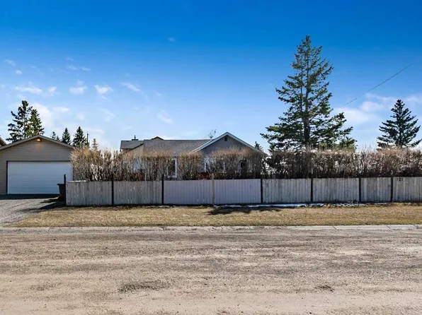 121 N 2nd Ave SW, Diamond Valley, AB T0L 0H0