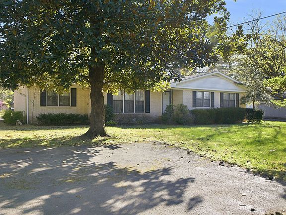 5th image of 710 Murfreesboro Rd