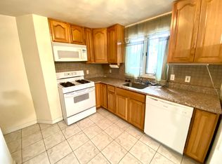 104 Chestnut St APT 6, Waltham, MA 02453