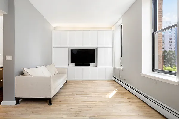 Rented by Level Group | media 22