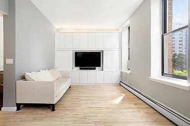 Rented by Level Group