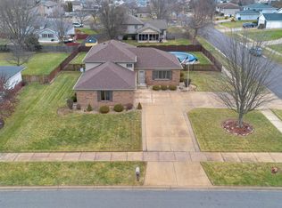 10461 W Magoun Dr, Saint John, IN