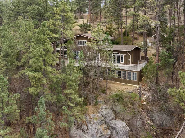 4180 Cliff Dr, Rapid City, SD 57702