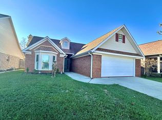 215 Princeton Dr, Dothan, AL 36301