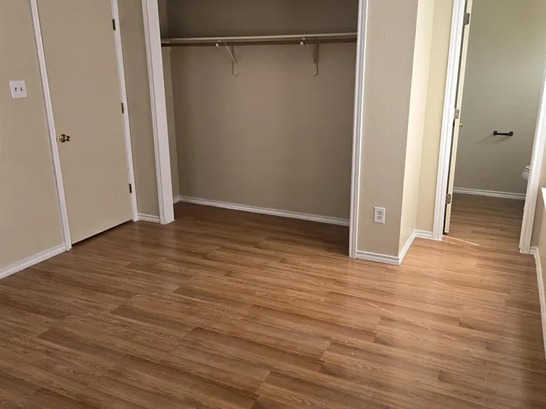 2209 Creekside Ln #C — Photo 5