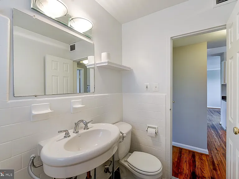 1627 Massachusetts Ave SE #201 — Photo 14