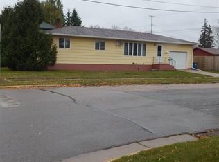 134 N 5th Ave E, Ely, MN 55731