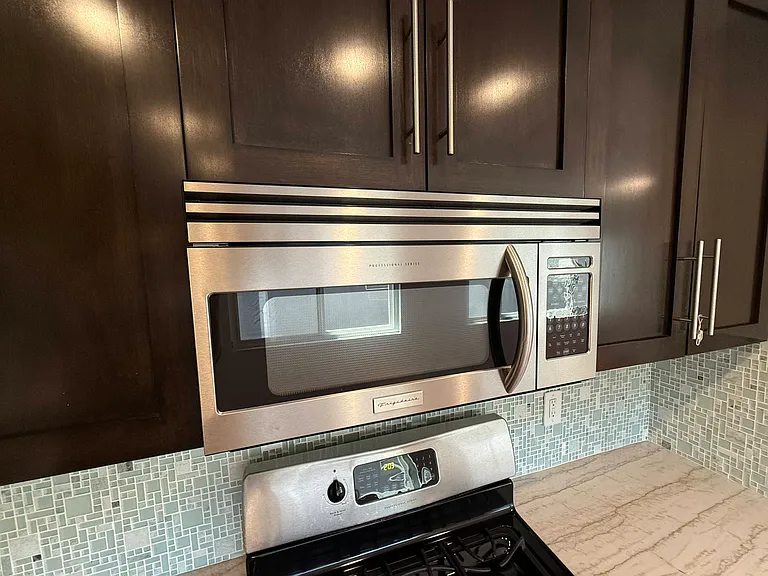 811 S Bedford St #204 — Photo 8