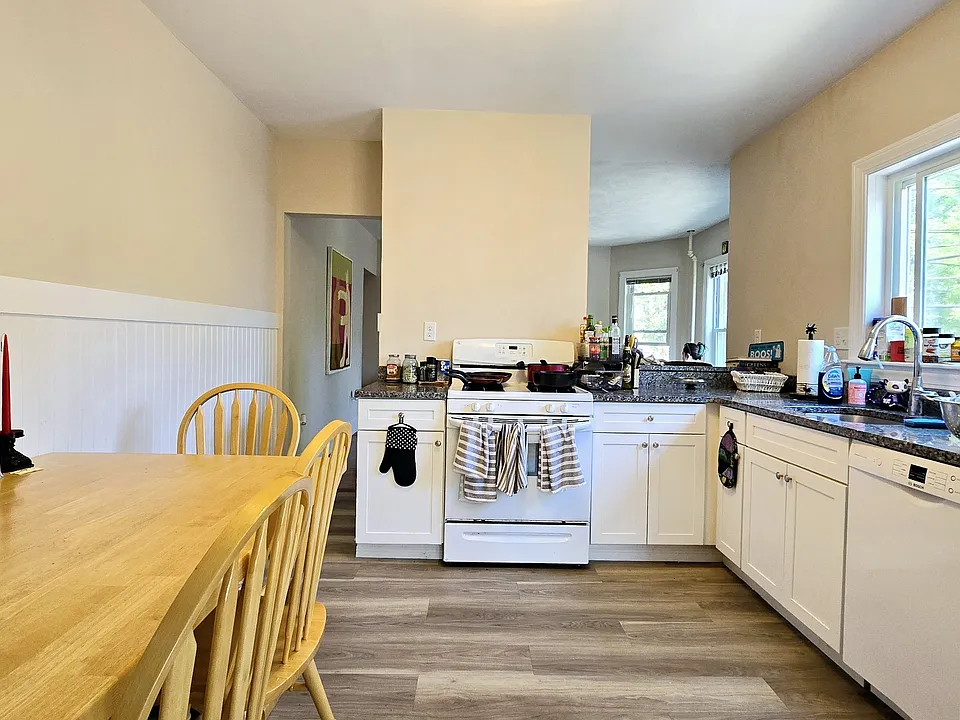 43 Curtis St #1