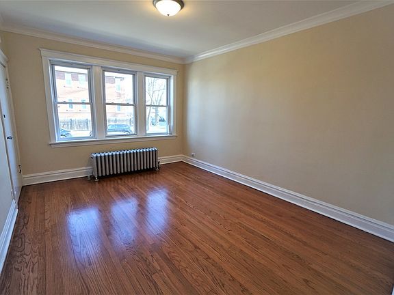 3rd image of 4158 S Fairfield Ave