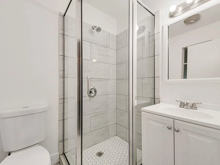 6048 Hillcrest Dr — Photo 22