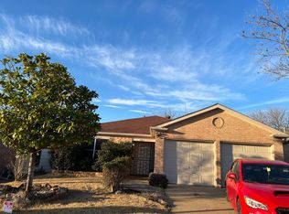 5067 Berridge Ln, Dallas, TX 75227