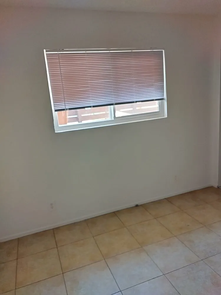 2 bed, 700 sqft, $1,595 — Photo 1