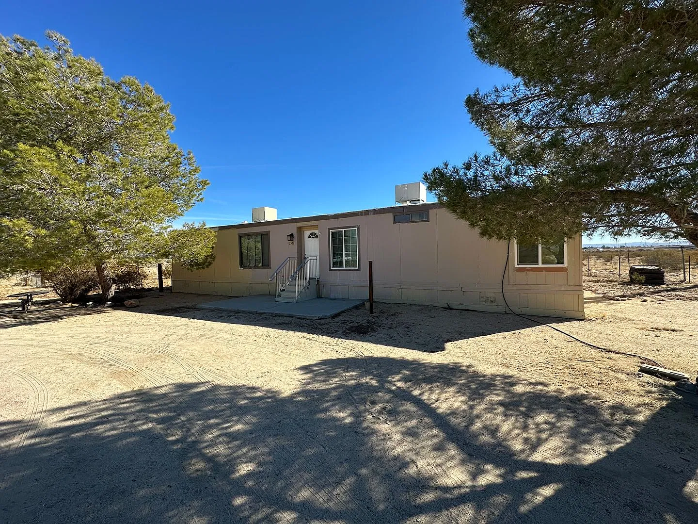 Gorgeous Mobile Home with a Big Backyard — Photo 1
