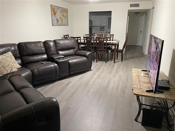 4th image of 9273 SW 8th St APT 109