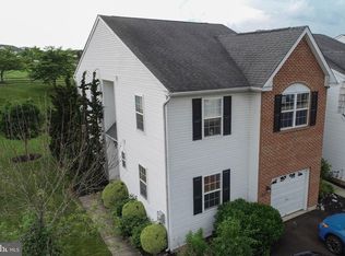 167 Hampshire Dr, Sellersville, PA 18960