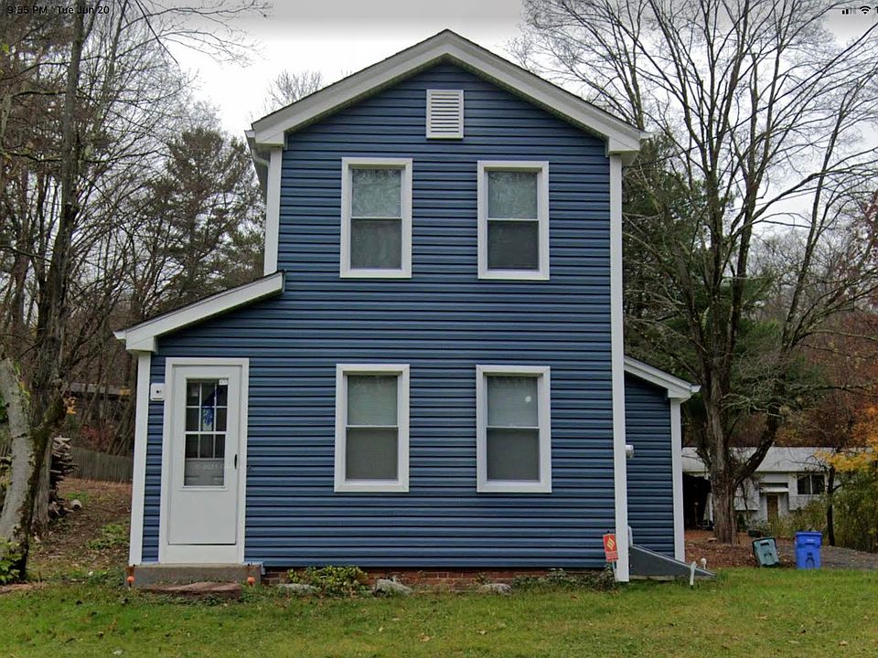 2nd image of 810 Shepard Ave