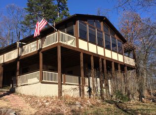 2065 Panorama View Dr, Stanley, VA 22851