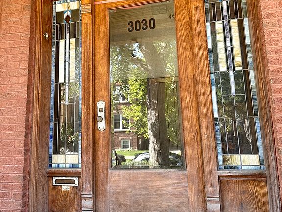 3rd image of 3030 N Davlin Ct