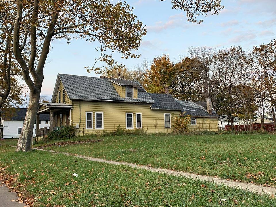 2nd image of 501 Sherman St