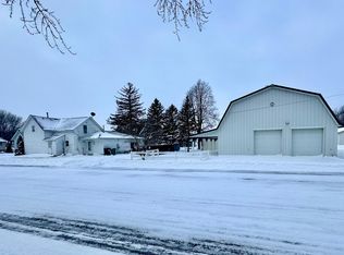 200 W Main St, Adams, MN 55909