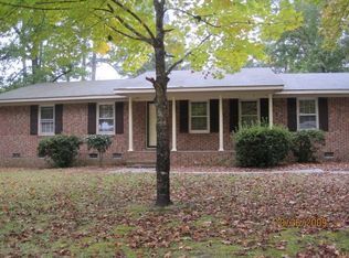 1007 Highland Dr, Laurinburg, NC 28352