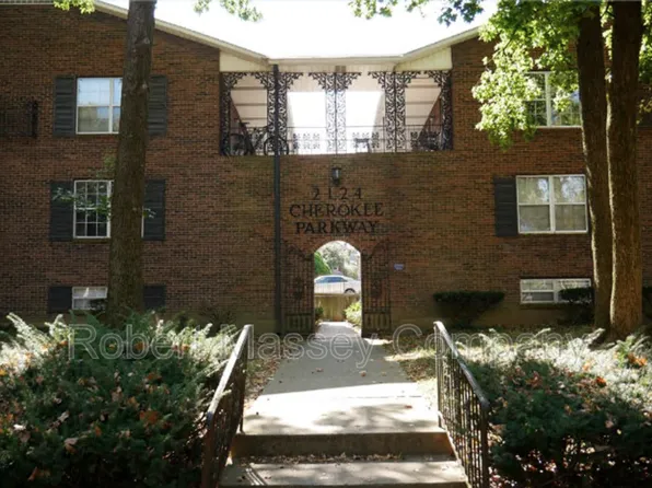 2124 Cherokee Pkwy, Louisville, KY
