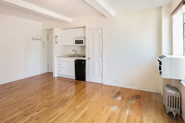 Rented by Compass | media 15