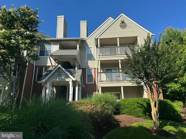 12161 Penderview Ter APT 937, Fairfax, VA 22033