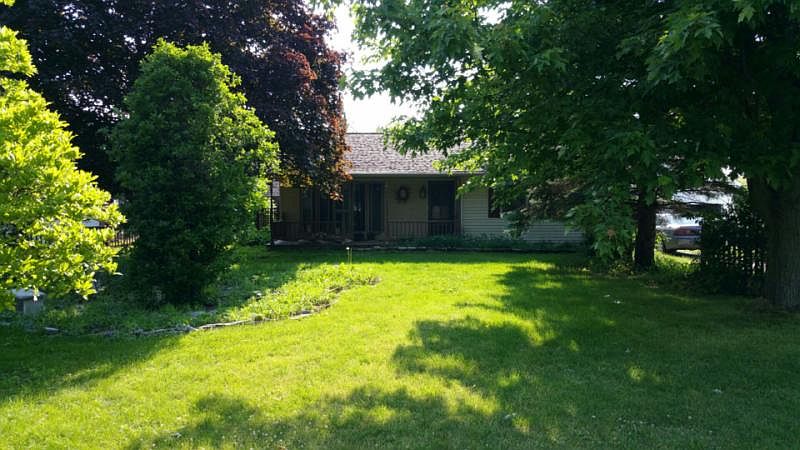 1st image of 2682 Lamotte St
