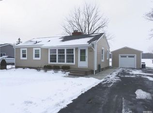 5994 Miller Rd, Niagara Falls, NY 14304