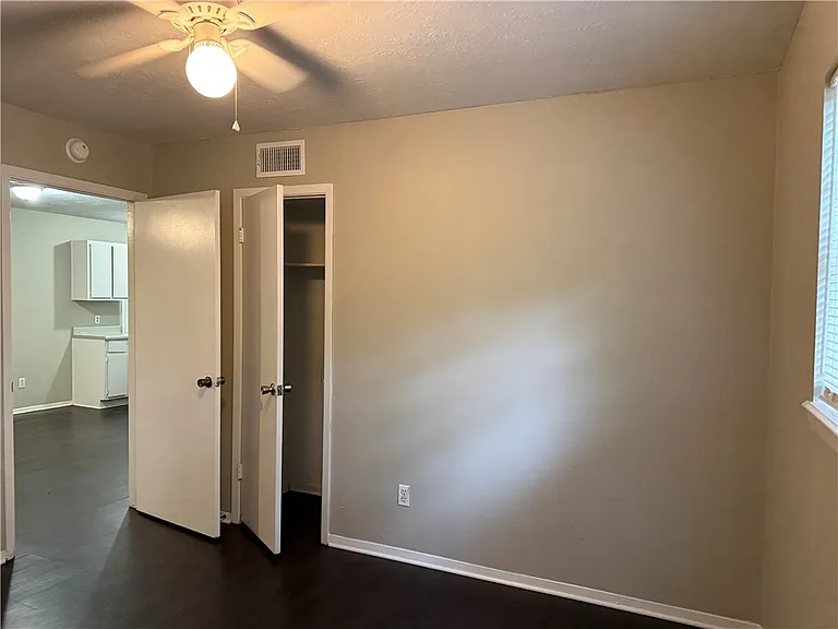 2403 Toro Ln #C — Photo 8