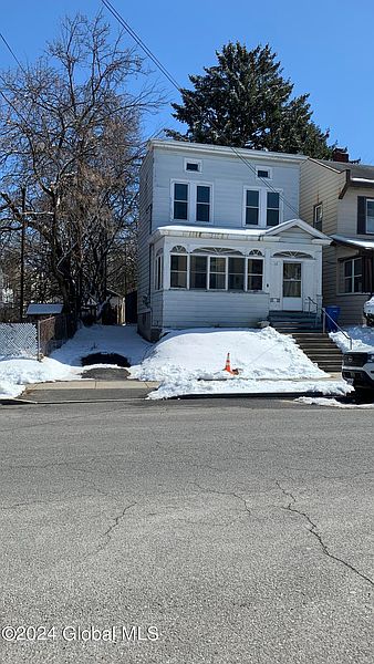 2nd image of 1 King Avenue