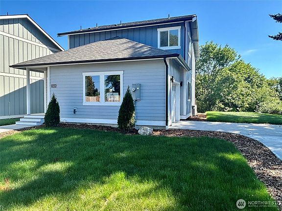2nd image of 1568 S 28th Street
