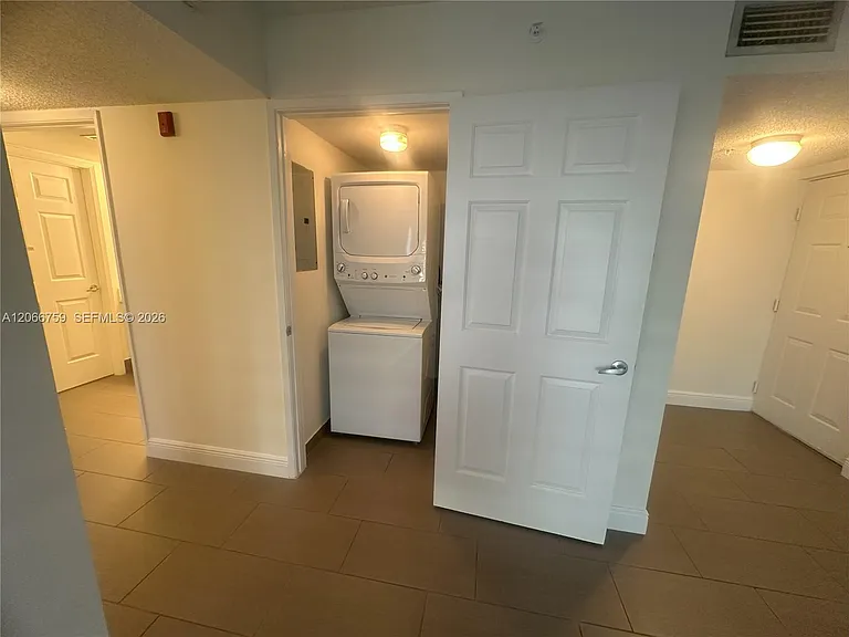 2640 S University Dr #118 — Photo 10