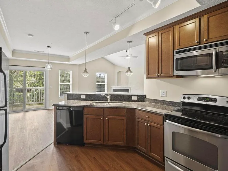 4202 Colister Dr — Photo 12